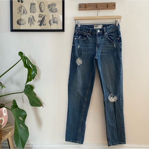 Garage Girlfriend Jeans - Picture 4 of 7